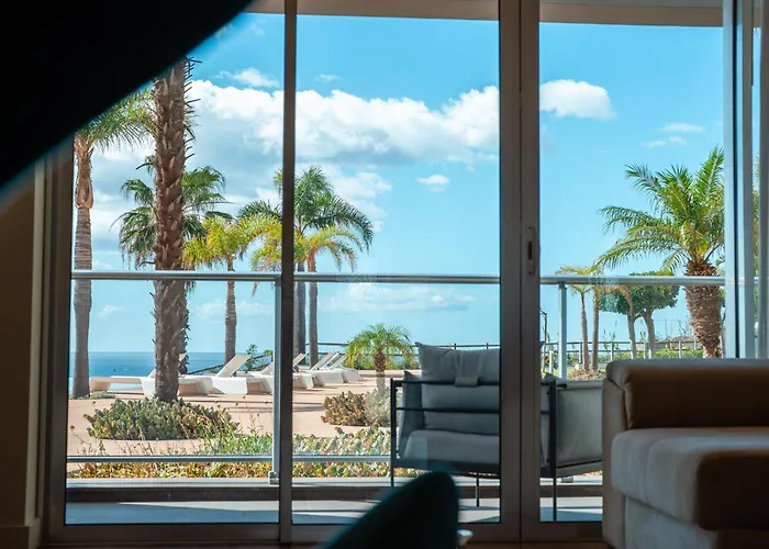 Suite Cu - Sea View - 3 Pools - Ac - Free Park - Free Gym
